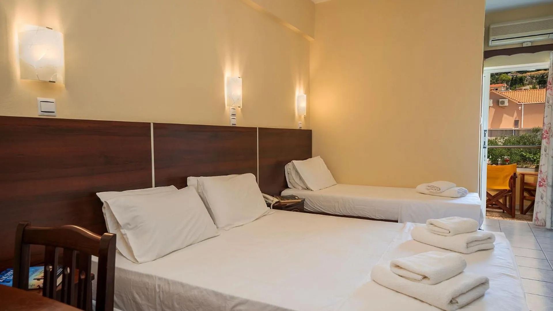 Lorenzo Hotel Lassi